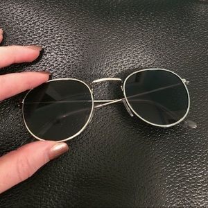 Round Sunglasses